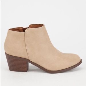 Girls SODA short booties in camel